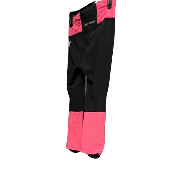 UNDER ARMOUR MID RISE LEGGINGS, GIRLS, 11/12, BLACK W/PINK TRIM, SHE’S A FIGHTER - Picture 5 of 11